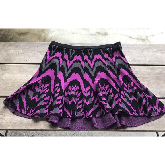 Torrid Womens Skirt Size 2 2X 18 20 Black Purple Gray Sweater Knit Skater Style - Picture 4 of 8